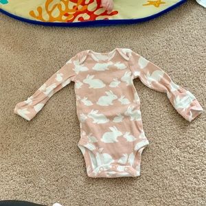 Carters onesie! Bundle 5/$20!